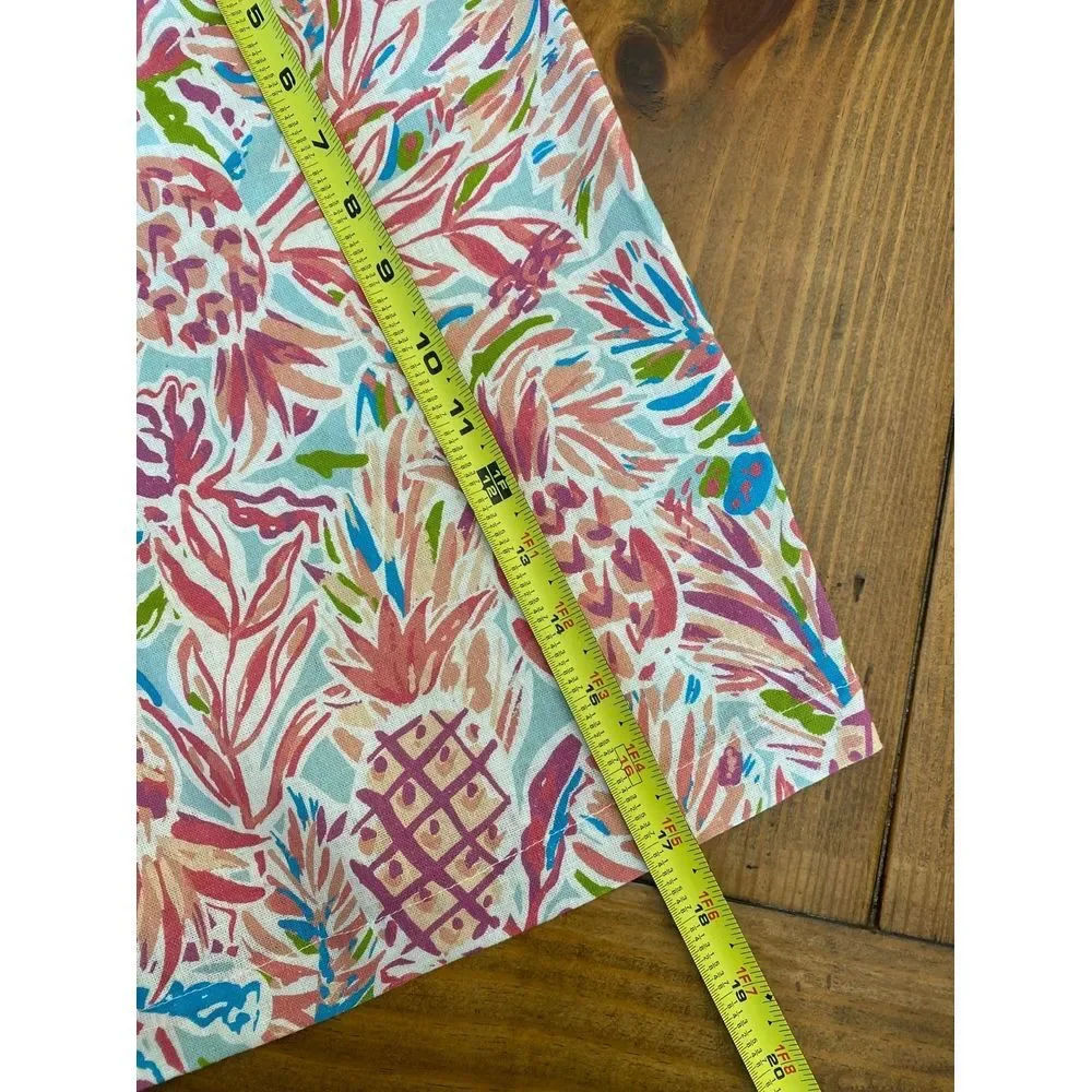Women's‎ Pineapple pattern shorts size 6